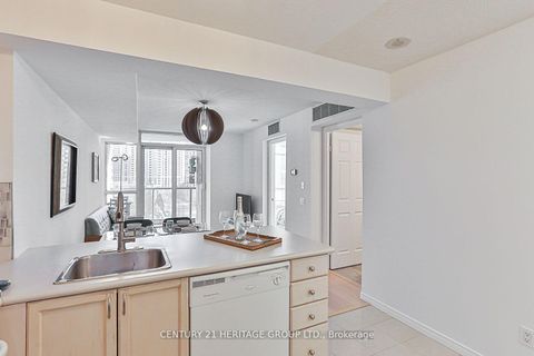 Photo 3 at 701 - 30 Harrison Garden Boulevard, Willowdale East, Toronto