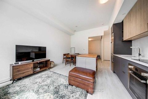 Photo 10 at TH101 - 120 Parliament Street, Moss Park, Toronto