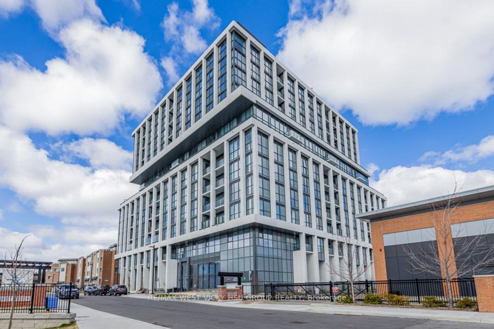 1004 - 1063 Douglas McCurdy Comm Circle, Lakeview, Mississauga 