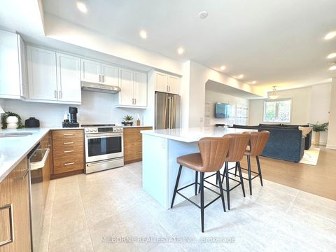 Photo 5 at 54 Fred Beaton Place, King City, King