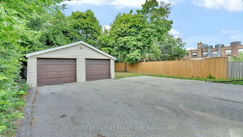 Photo 6 at 6 De Quincy Boulevard, Clanton Park, Toronto