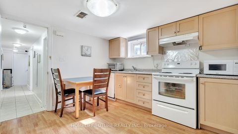 Photo 31 at 6 De Quincy Boulevard, Clanton Park, Toronto