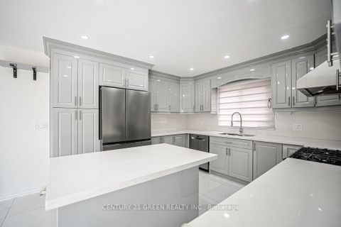 Photo 16 at 236 Ingleton Boulevard, Milliken, Toronto