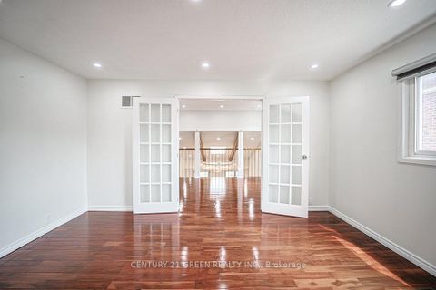 Photo 22 at 236 Ingleton Boulevard, Milliken, Toronto