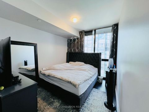 Photo 10 at 1305 - 2900 Highway 7 Road, Concord, Vaughan