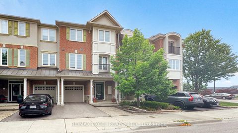 Photo 1 at 5 Pethick Street, Birchmount, Toronto