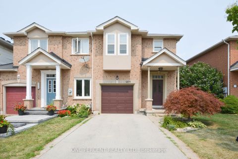 Photo 2 at 2377 Dalebrook Drive, WC Wedgewood Creek, Oakville