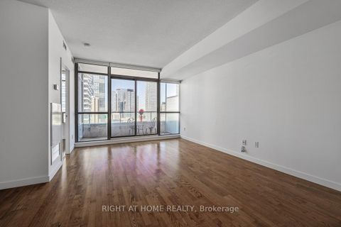 Photo 8 at 2104 - 281 Mutual Street, Yonge Corridor, Toronto Photo 8 at 2104 - 281 Mutual Street, Yonge Corridor, Toronto