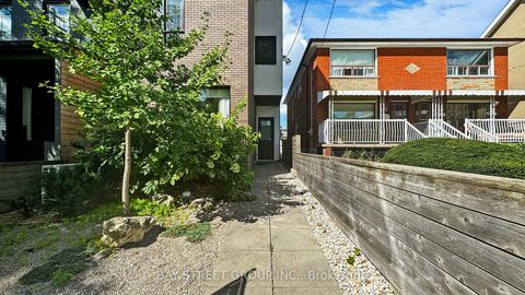 Photo 15 at 110B Palmerston Avenue, Bellwoods, Toronto