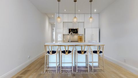 Photo 24 at 110B Palmerston Avenue, Bellwoods, Toronto