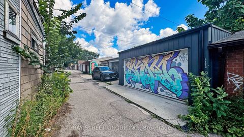 Photo 48 at 110B Palmerston Avenue, Bellwoods, Toronto