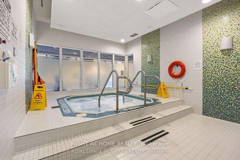 Photo 11 at 2302 - 7890 Bathurst Street, Beverley Glen, Vaughan
