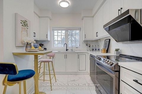 Photo 5 at 171B Finch Avenue E, Willowdale East, Toronto