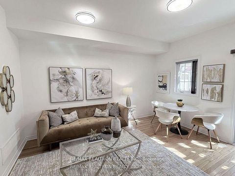 Photo 11 at 171B Finch Avenue E, Willowdale East, Toronto