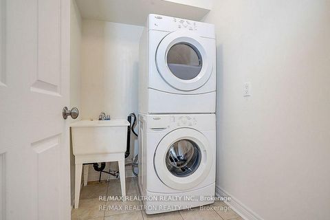 Photo 27 at 171B Finch Avenue E, Willowdale East, Toronto