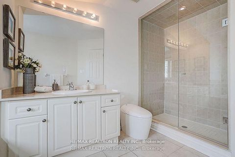 Photo 33 at 171B Finch Avenue E, Willowdale East, Toronto