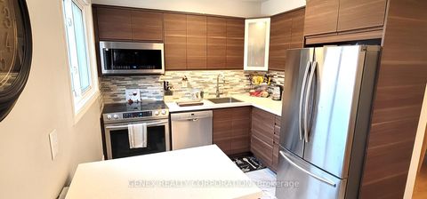 Photo 6 at 34 - 3100 Kingston Road, Cliffcrest, Toronto