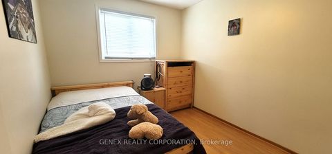 Photo 10 at 34 - 3100 Kingston Road, Cliffcrest, Toronto