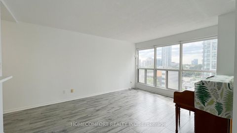 Photo 14 at 809 - 28 Hollywood Avenue, Willowdale East, Toronto