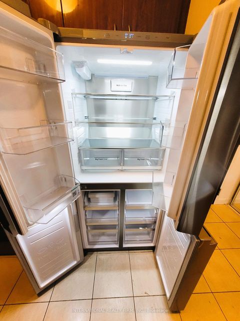 Photo 6 at 209 - 5793 Yonge Street, Newtonbrook East, Toronto