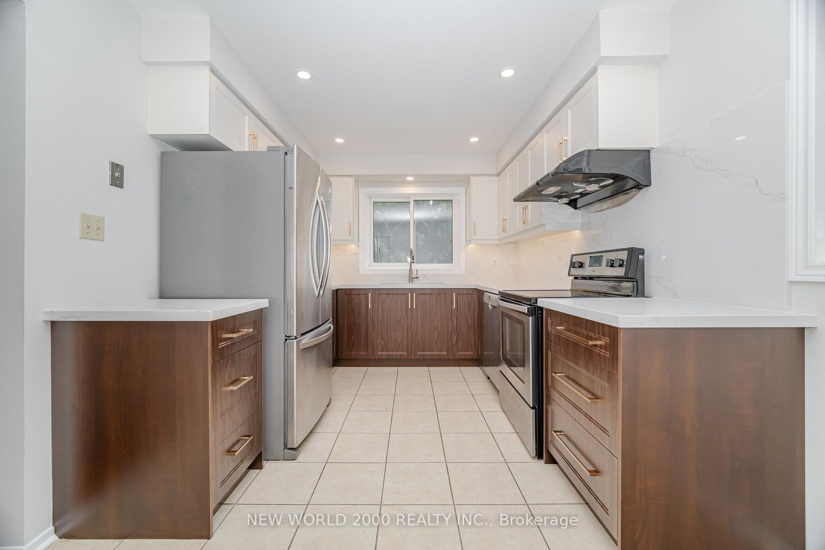 7221 Danton Promenade, Meadowvale, Mississauga by Loree Meneguzzi Real Estate 7221 Danton Promenade, Meadowvale, Mississauga