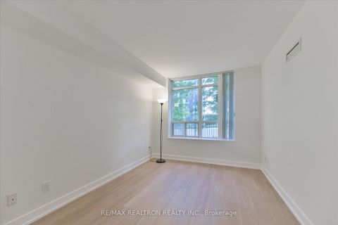 Photo 16 at 206 - 73 King William Crescent, Langstaff, Richmond Hill