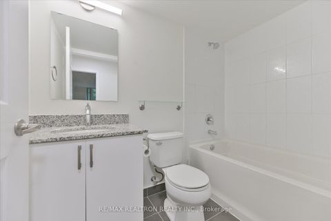 Photo 19 at 206 - 73 King William Crescent, Langstaff, Richmond Hill