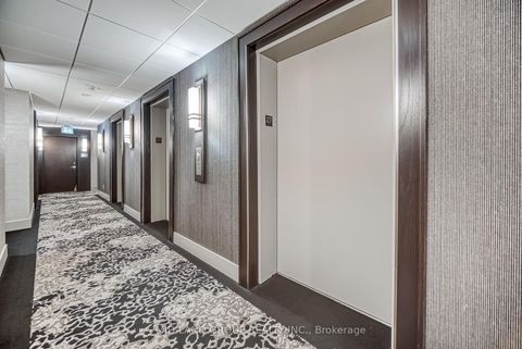 Photo 5 at 2705 - 8 York Street, Waterfront Communities C1, Toronto