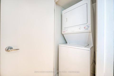 Photo 29 at 2705 - 8 York Street, Waterfront Communities C1, Toronto
