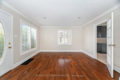 Photo 9 at 128 Eagle Street, Central Newmarket, Newmarket