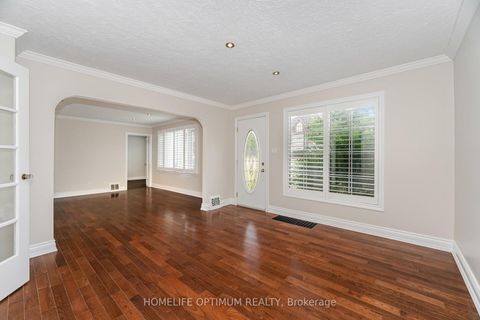 Photo 10 at 128 Eagle Street, Central Newmarket, Newmarket