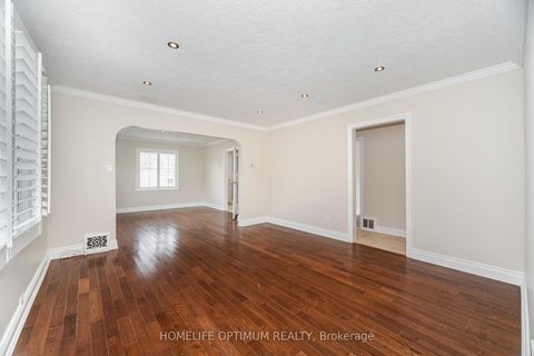 Photo 11 at 128 Eagle Street, Central Newmarket, Newmarket