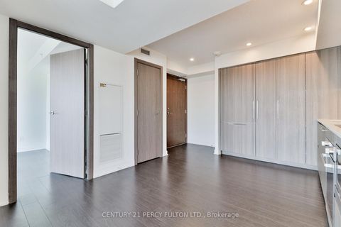 Photo 1 at 1811 - 19 Bathurst Street, Waterfront Communities C1, Toronto