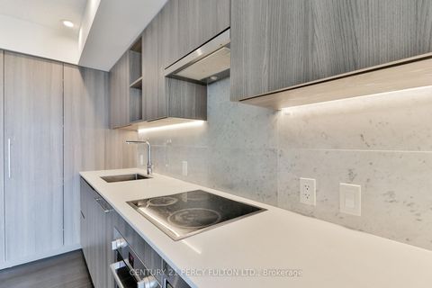 Photo 5 at 1811 - 19 Bathurst Street, Waterfront Communities C1, Toronto