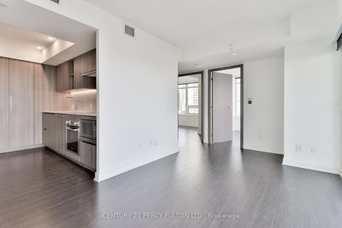 Photo 10 at 1811 - 19 Bathurst Street, Waterfront Communities C1, Toronto