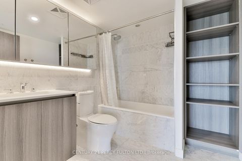Photo 17 at 1811 - 19 Bathurst Street, Waterfront Communities C1, Toronto