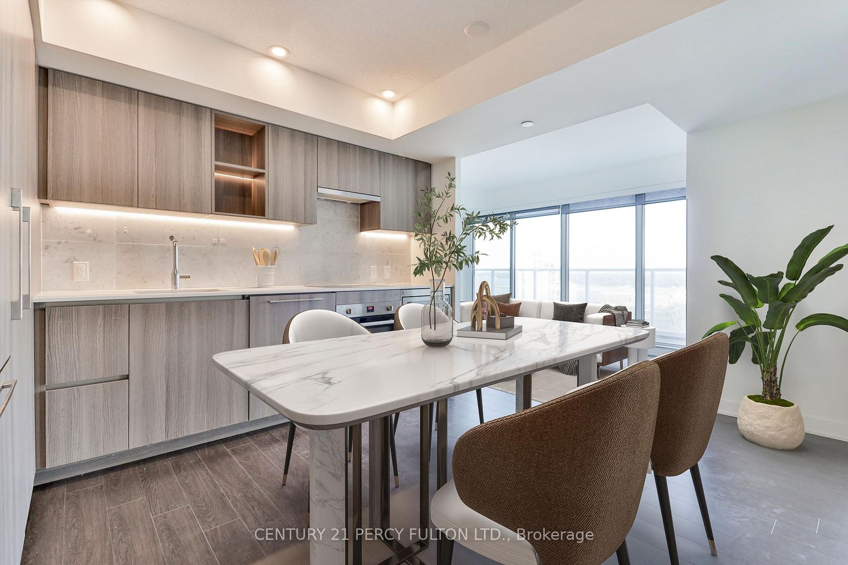 1811 - 19 Bathurst Street, Waterfront Communities C1, Toronto 