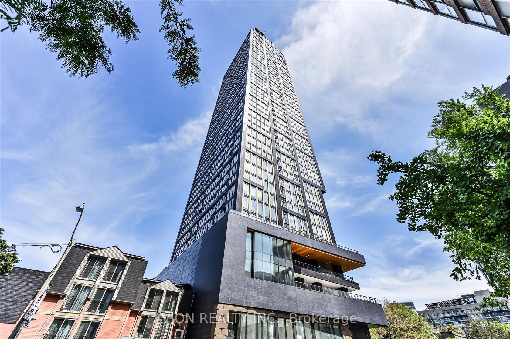 606 - 319 Jarvis Street, Moss Park, Toronto by Loree Meneguzzi Real Estate 606 - 319 Jarvis Street, Moss Park, Toronto