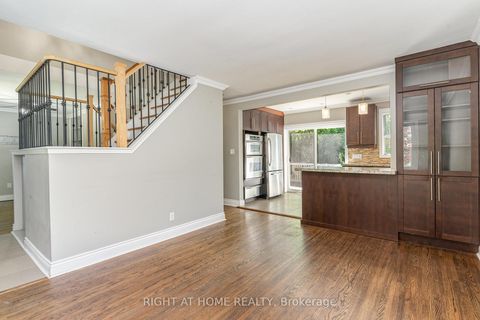 Photo 6 at 45 Yorkview Drive S, Willowdale West, Toronto