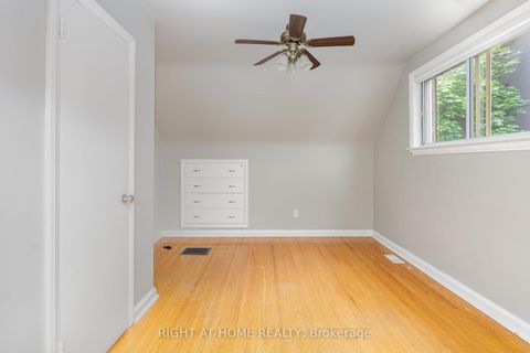 Photo 20 at 45 Yorkview Drive S, Willowdale West, Toronto