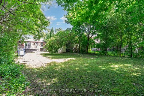 Photo 25 at 45 Yorkview Drive S, Willowdale West, Toronto