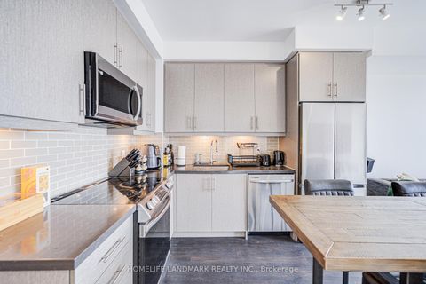 Photo 6 at 2709 - 105 Oneida Crescent, Langstaff, Richmond Hill