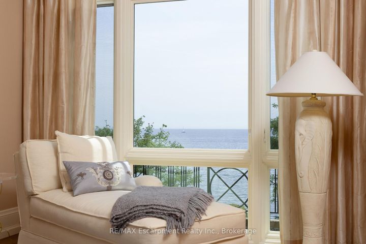 Photo 21 at 2054 Lakeshore Road E, FD Ford, Oakville