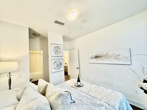 Photo 33 at 3709 - 2908 Highway 7 Road E, Concord, Vaughan