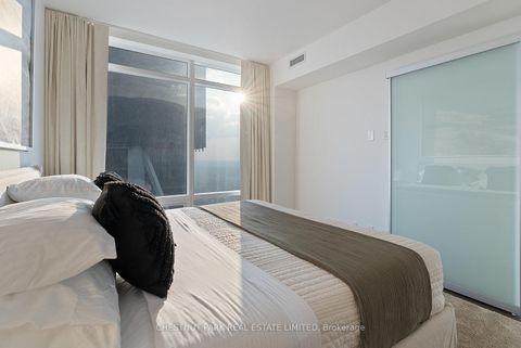 Photo 17 at 7006 - 1 Bloor Street E, Yonge Corridor, Toronto