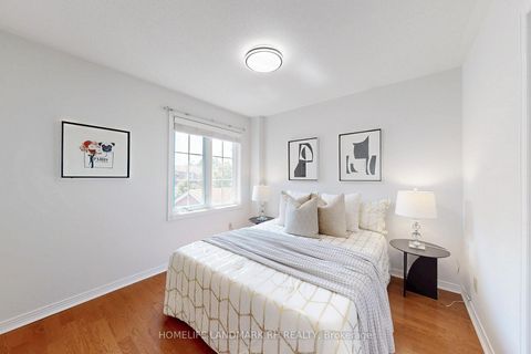 Photo 25 at 6 Audrelane Court, Milliken, Toronto