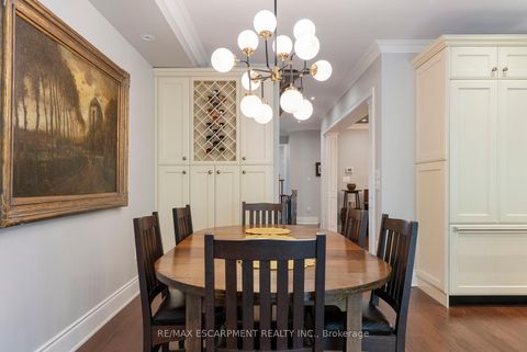 Photo 11 at 3143 Watercliffe Court, BC Bronte Creek, Oakville