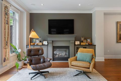 Photo 12 at 3143 Watercliffe Court, BC Bronte Creek, Oakville