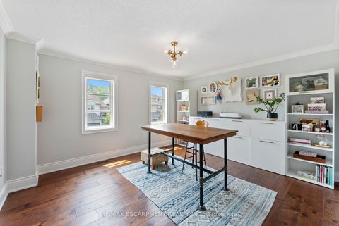 Photo 25 at 3143 Watercliffe Court, BC Bronte Creek, Oakville