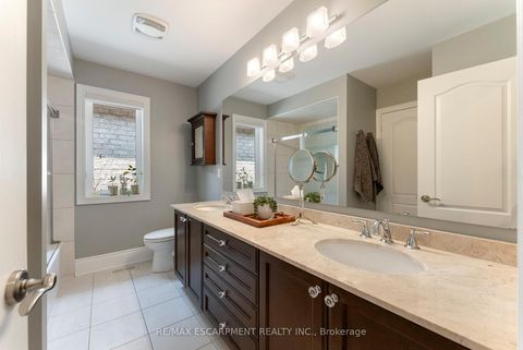 Photo 26 at 3143 Watercliffe Court, BC Bronte Creek, Oakville